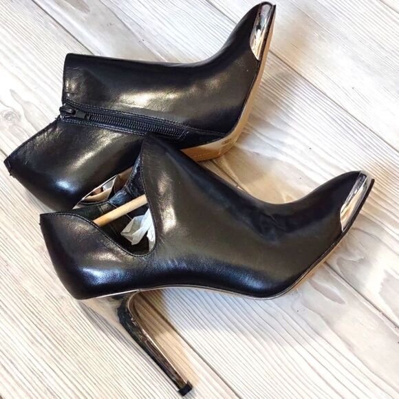 (68-1545)  Chinese Laundry Women's LEATHER Western Boots Sz 7.5 - Picture 10 of 10